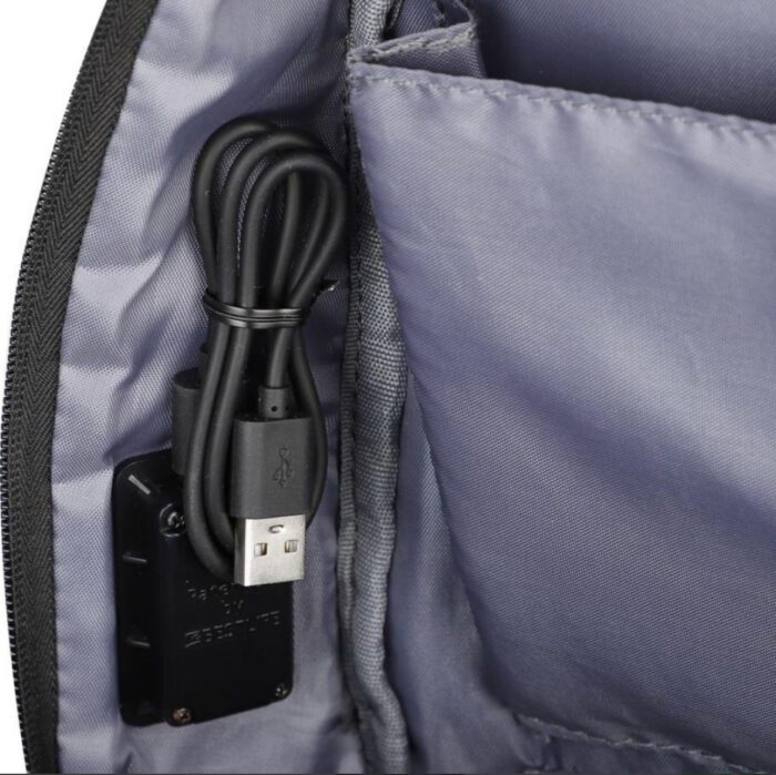 Mochila Gamer para Laptop 15.6" Puerto USB A + USB C - Imagen 2